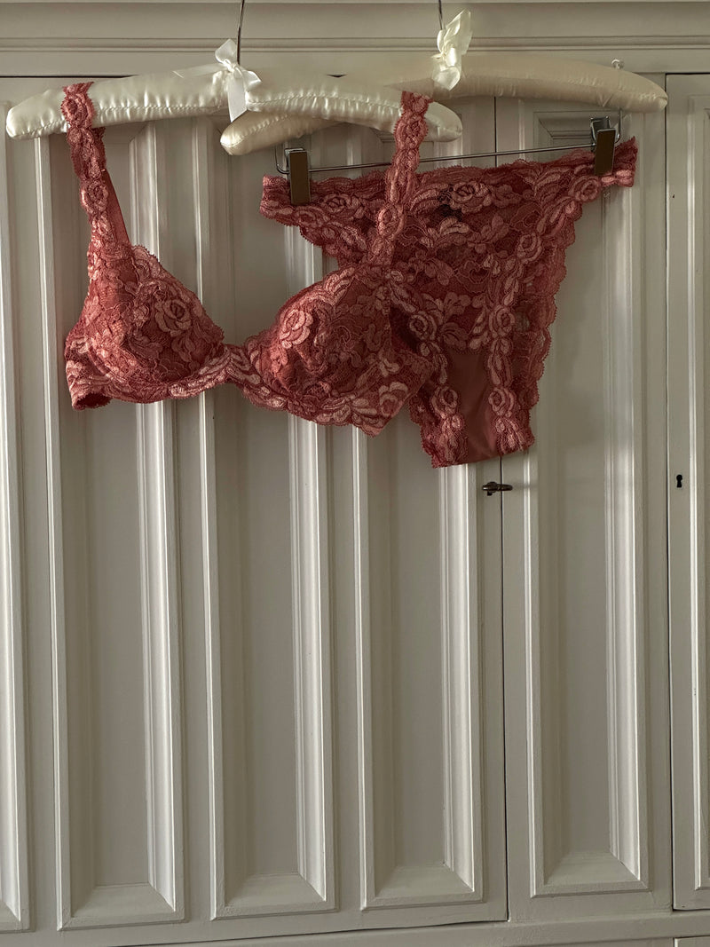 La Perla Bra Set (s)