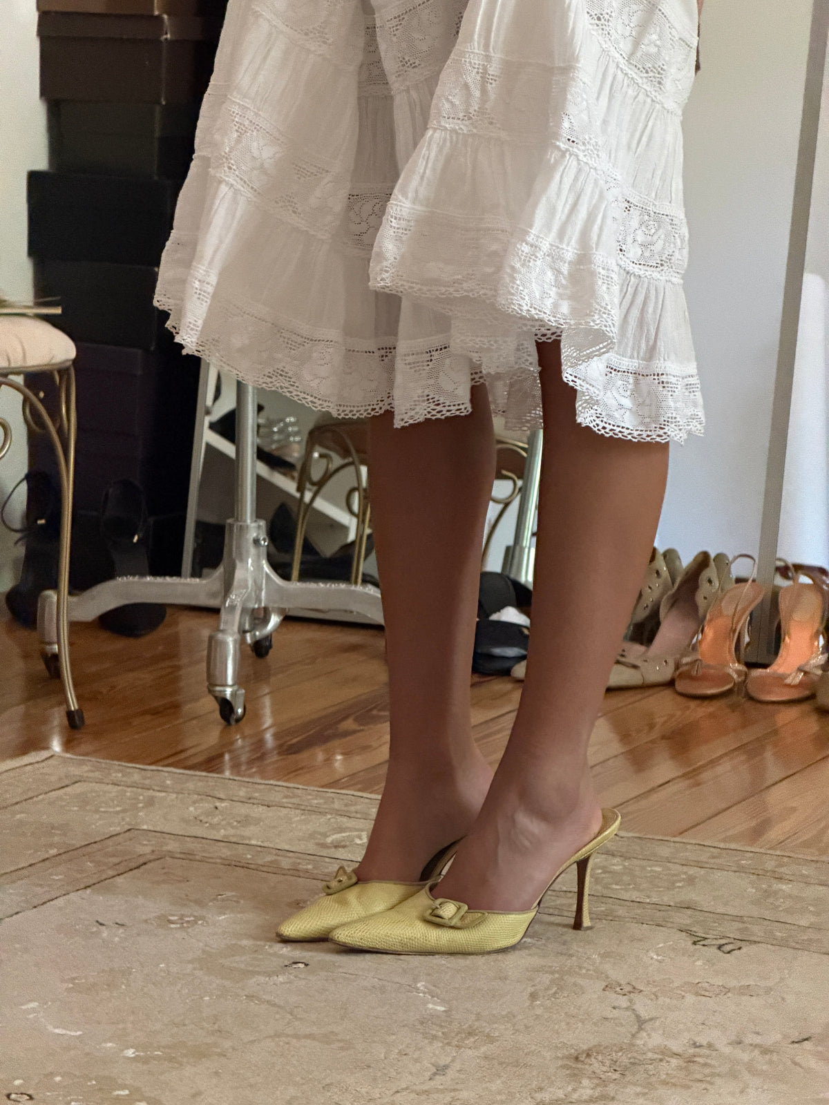 Manolo Blahnik Heels (40)