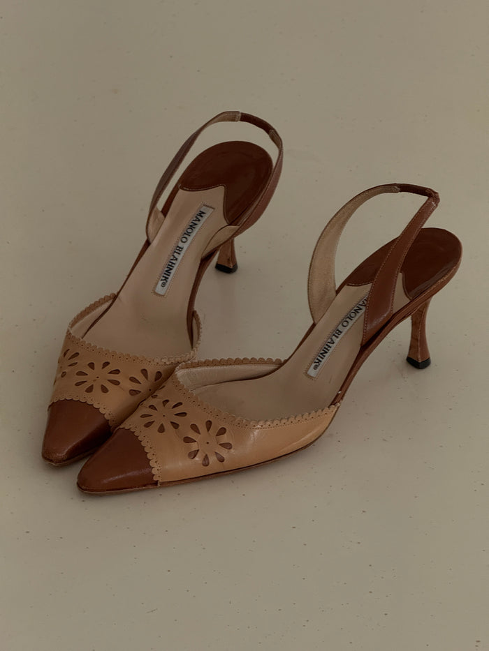 Manolo Blahnik Heels (38)