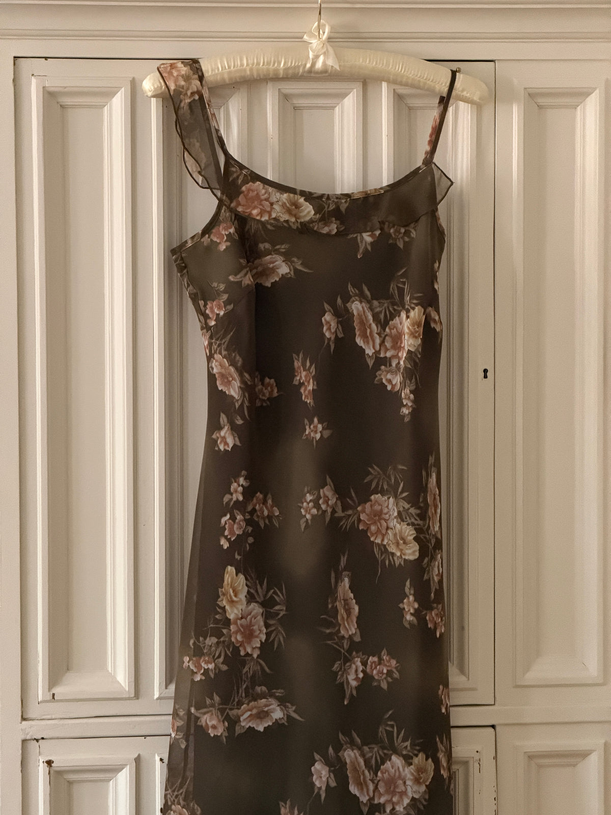 Vintage Floral Dress (s)