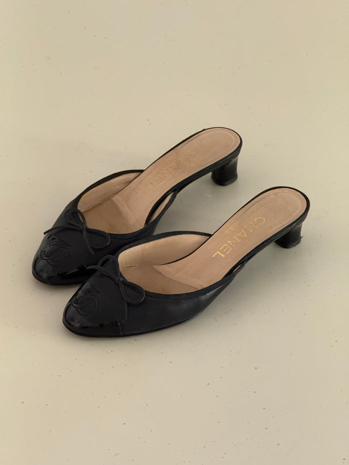 Chanel Ballet Mules (36)