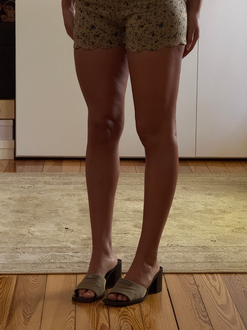 Gucci Mules (39)