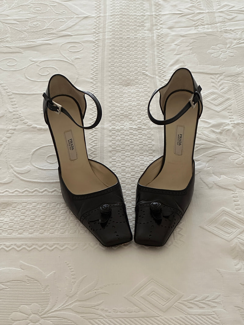 Prada Floral Heels (35/36)