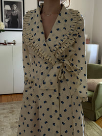 Vintage Ruffle Robe (m)