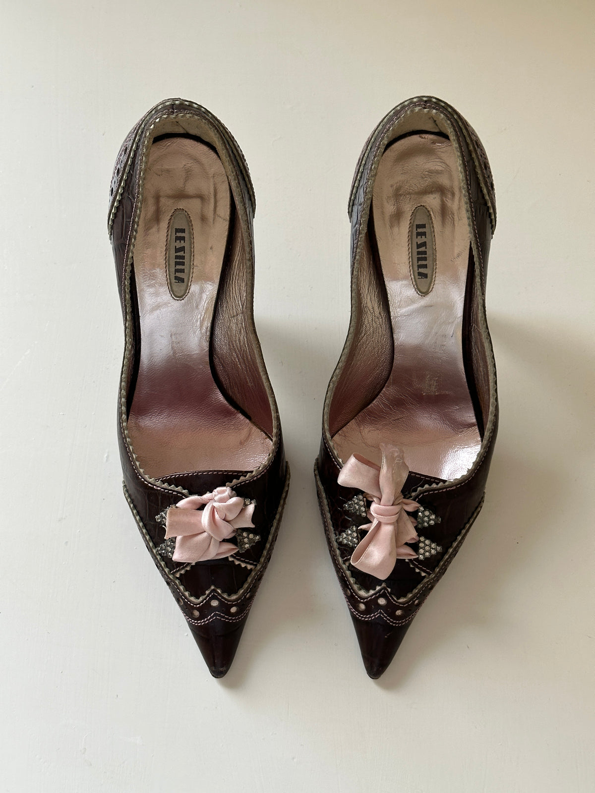 Vintage Italian Bow Heels (36)